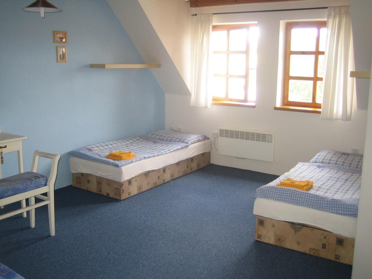 Penzion Paták Kamyk nad Vltavou Exterior foto